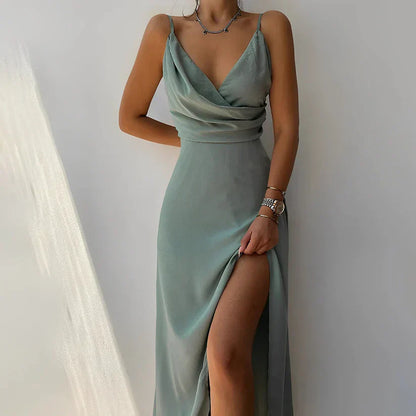 Elegantes Kleid mit Aussschnitt für Damen