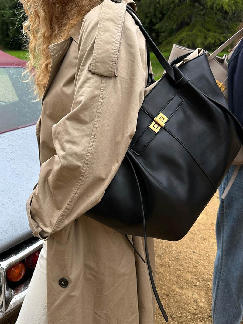 Damentasche Tote Bag Kunstleder trapezförmig mit Henkeln und Riegelverschluss